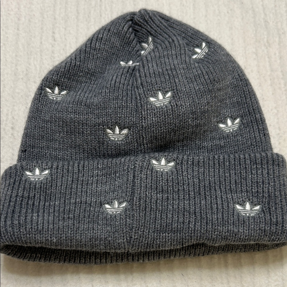 Adidas Beanie Hat Women's Allover Print Embroidery White Gray - Picture 2 of 4